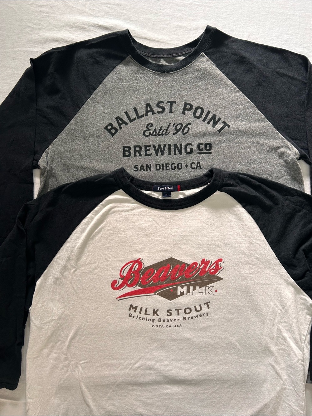 Brewery Raglan Tee Bundle XL Ballast Point Belching Beaver